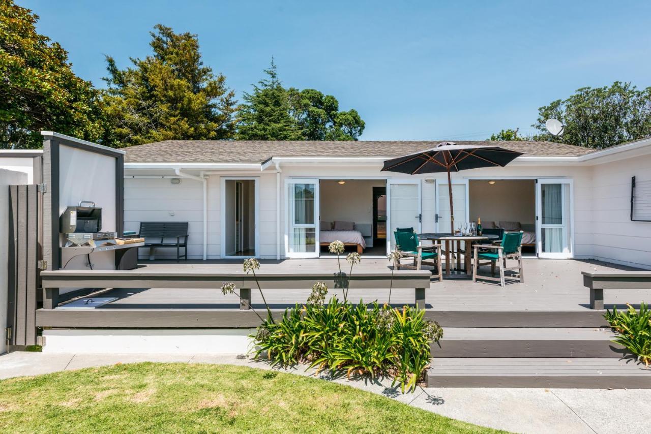 Number Six - Oneroa Holiday Home Exterior photo